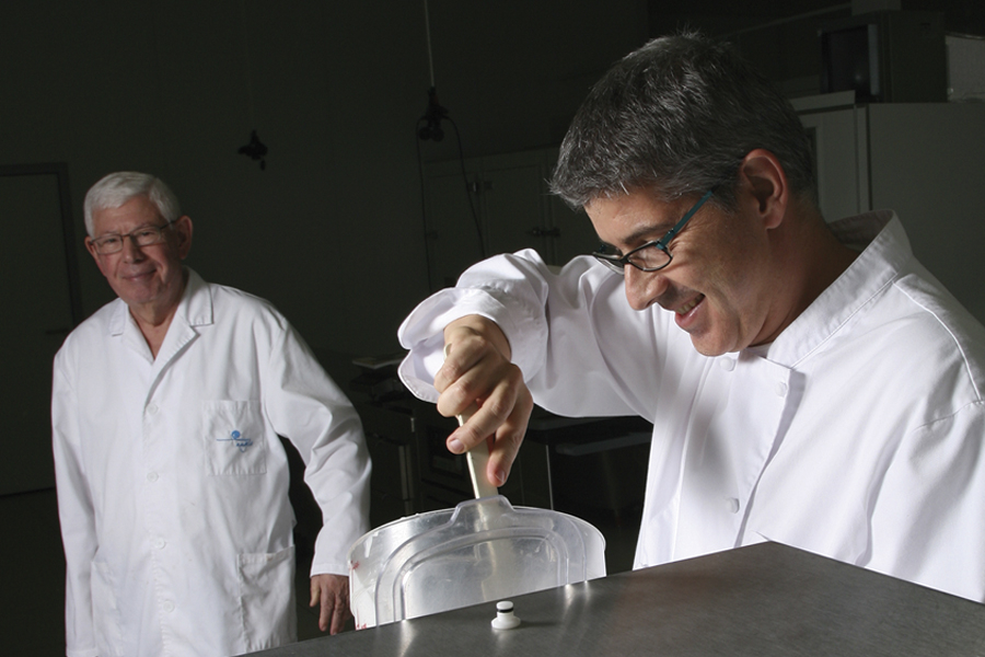 Cómo elaborar un helado de queso fresco según Angelo y Hervé Corvitto