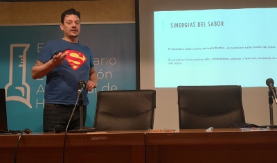 Imagen de Albert Roca consigue el Premio Arte Heladero del Curso de Experto
