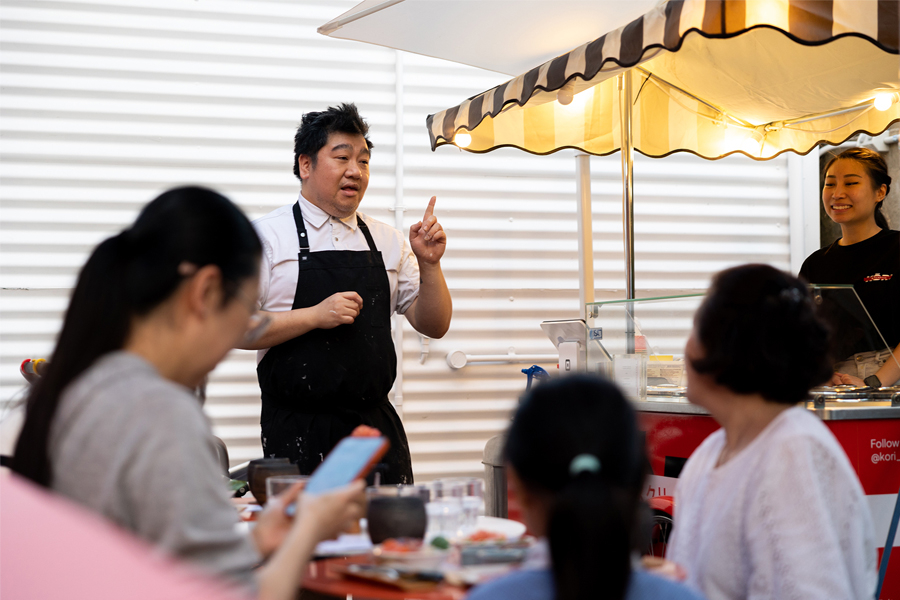 Joane Yeoh organiza encuentros gastronómicos con cinco chefs