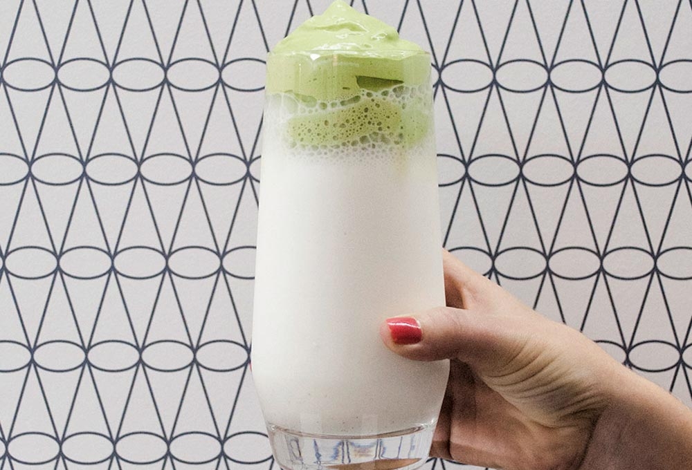 Milkshake de coco y té Matcha