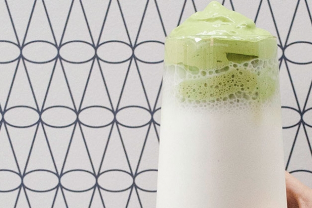 Imagen de Milkshake de coco y té Matcha