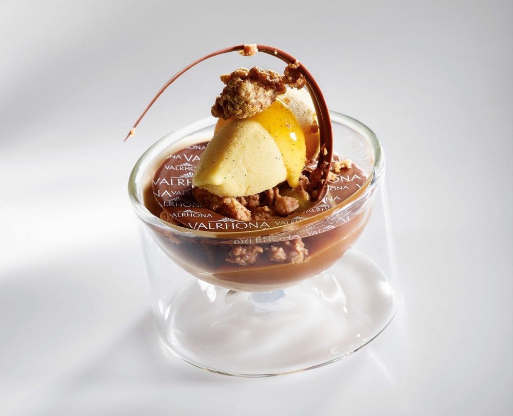 Ice Bixotiko. Vasito helado de vainilla exótica, Biskélia y caramelo. Ice Bixotiko. Vasito helado de vainilla exótica, Biskélia y caramelo.