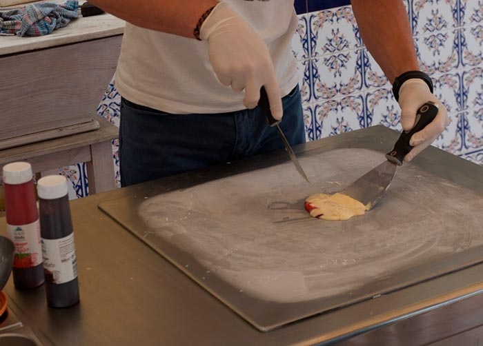 Aubugeau presenta las planchas Rolls Fresh Ice Cream
