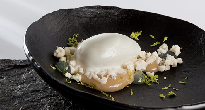 Postre helado de coliflor-lima